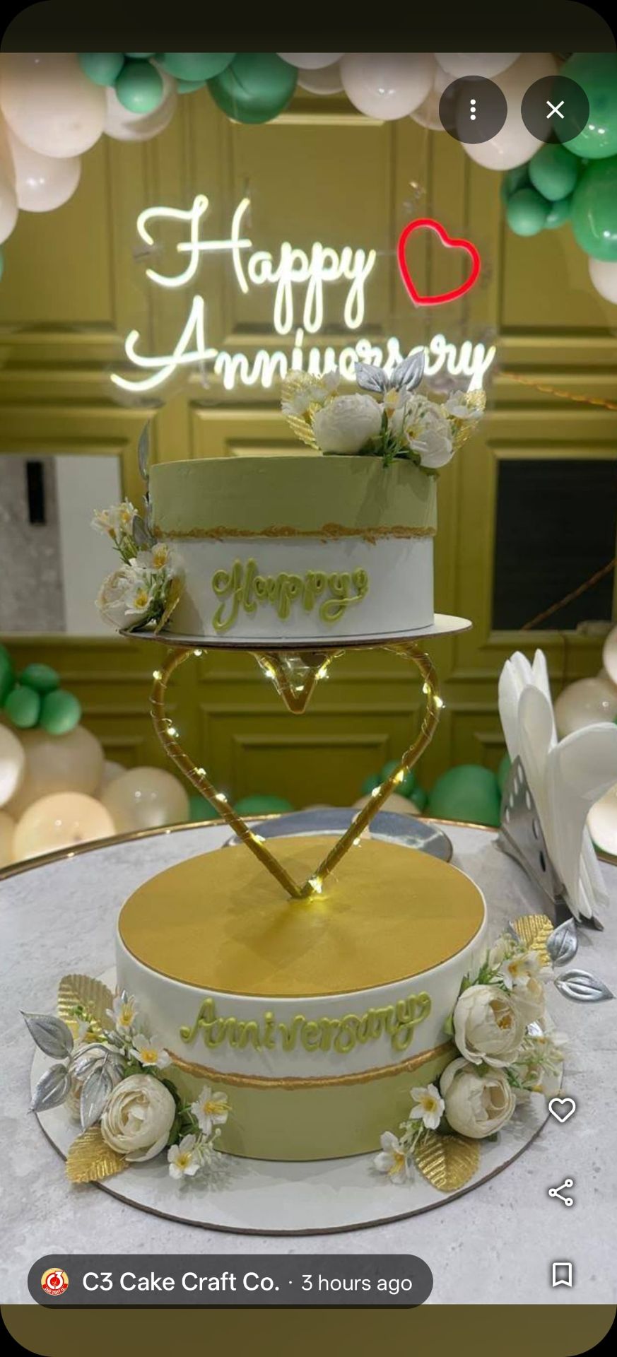 Anniversery cake
