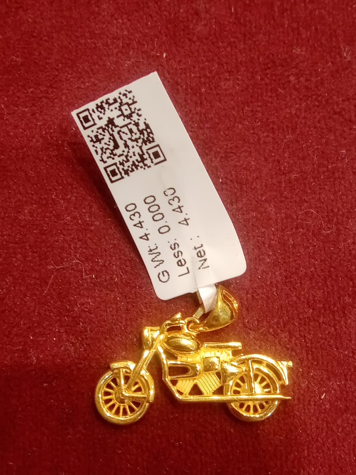 18kt Gold locket