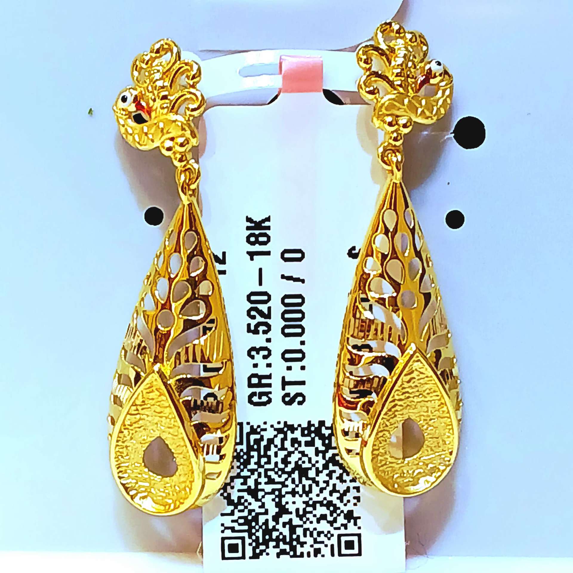 18kt Gold Earring