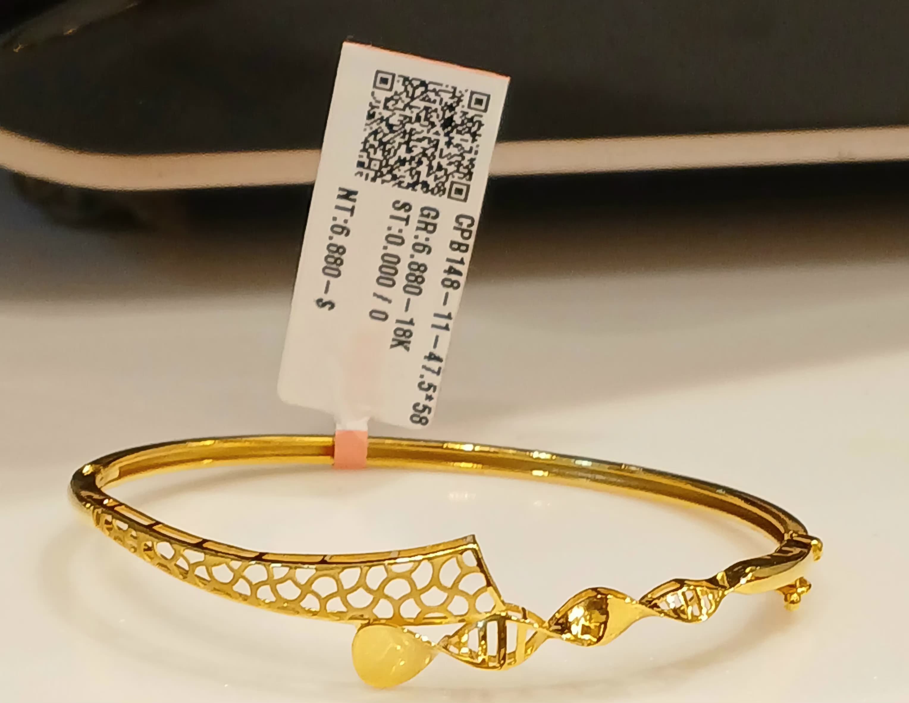 18kt Gold Ladies braslate