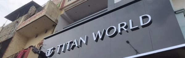 TITAN WORLD Bhojubir